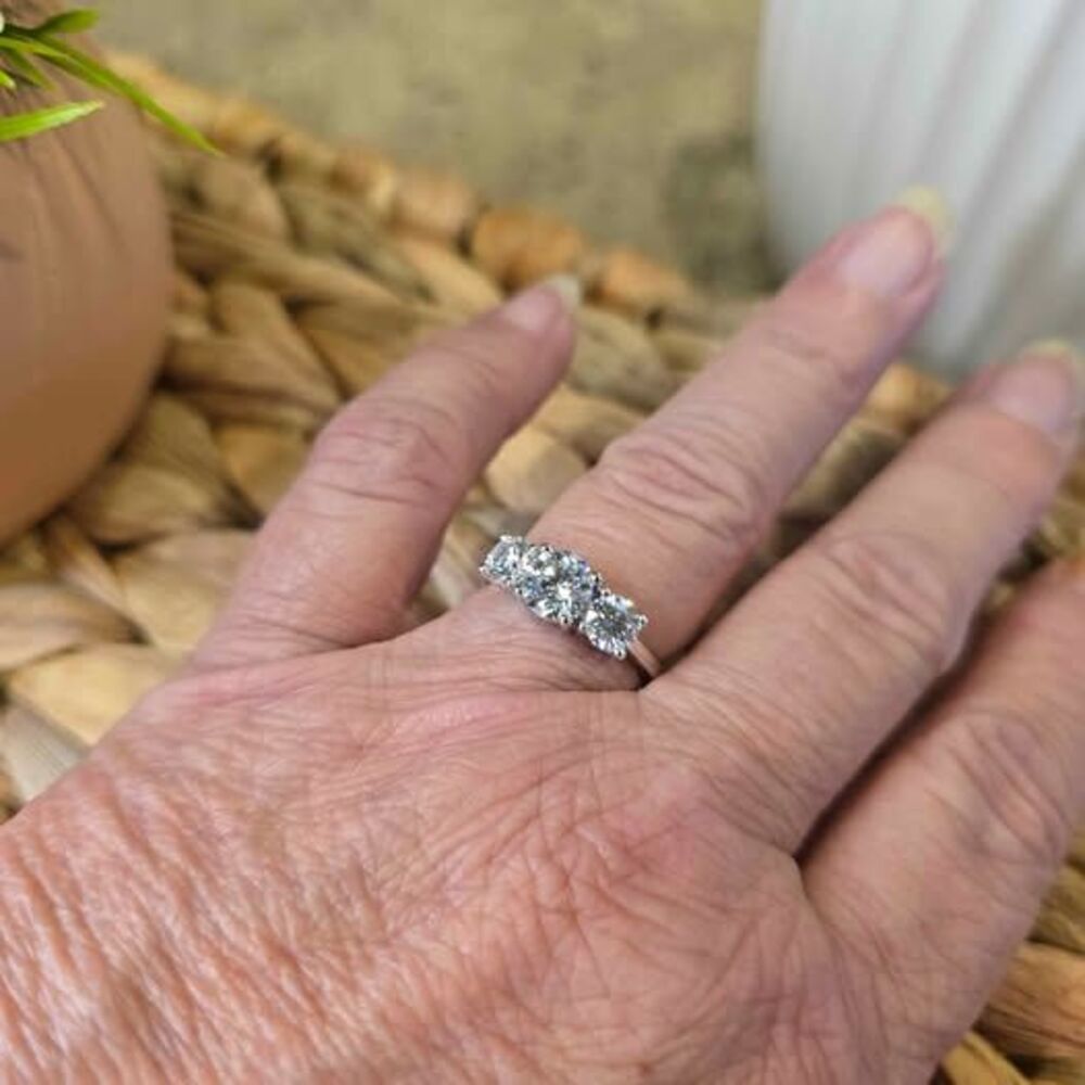 2.0CTW Three-Stone Moissanite Ring Sz 7
